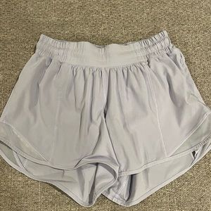 Lulu shorts! size 4 - 4” hotty hot - Lilac purple